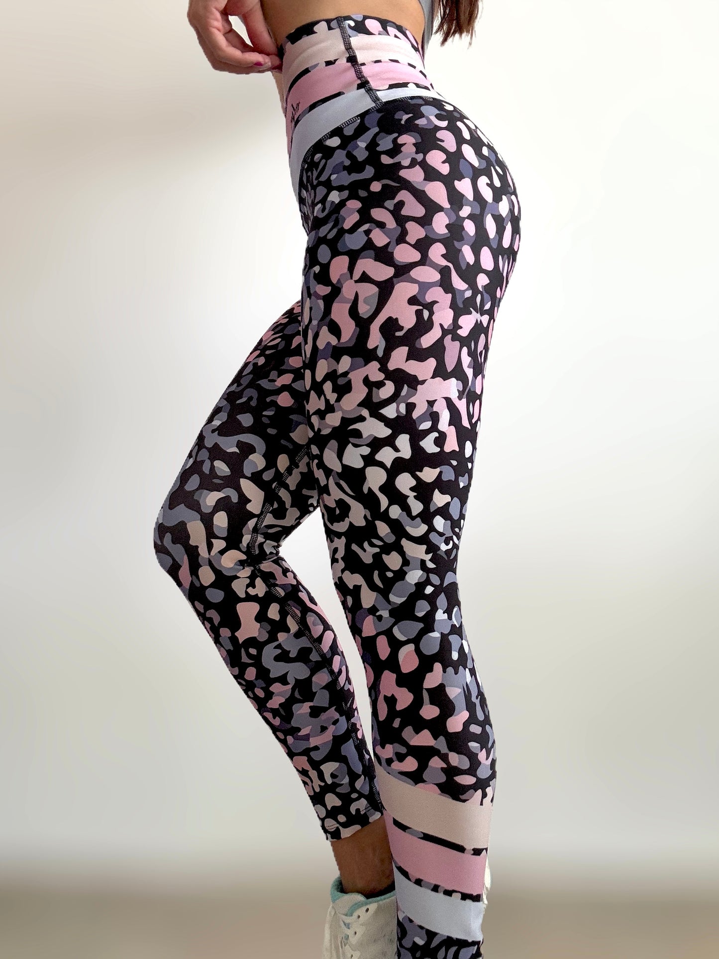 Plum Petal Legging