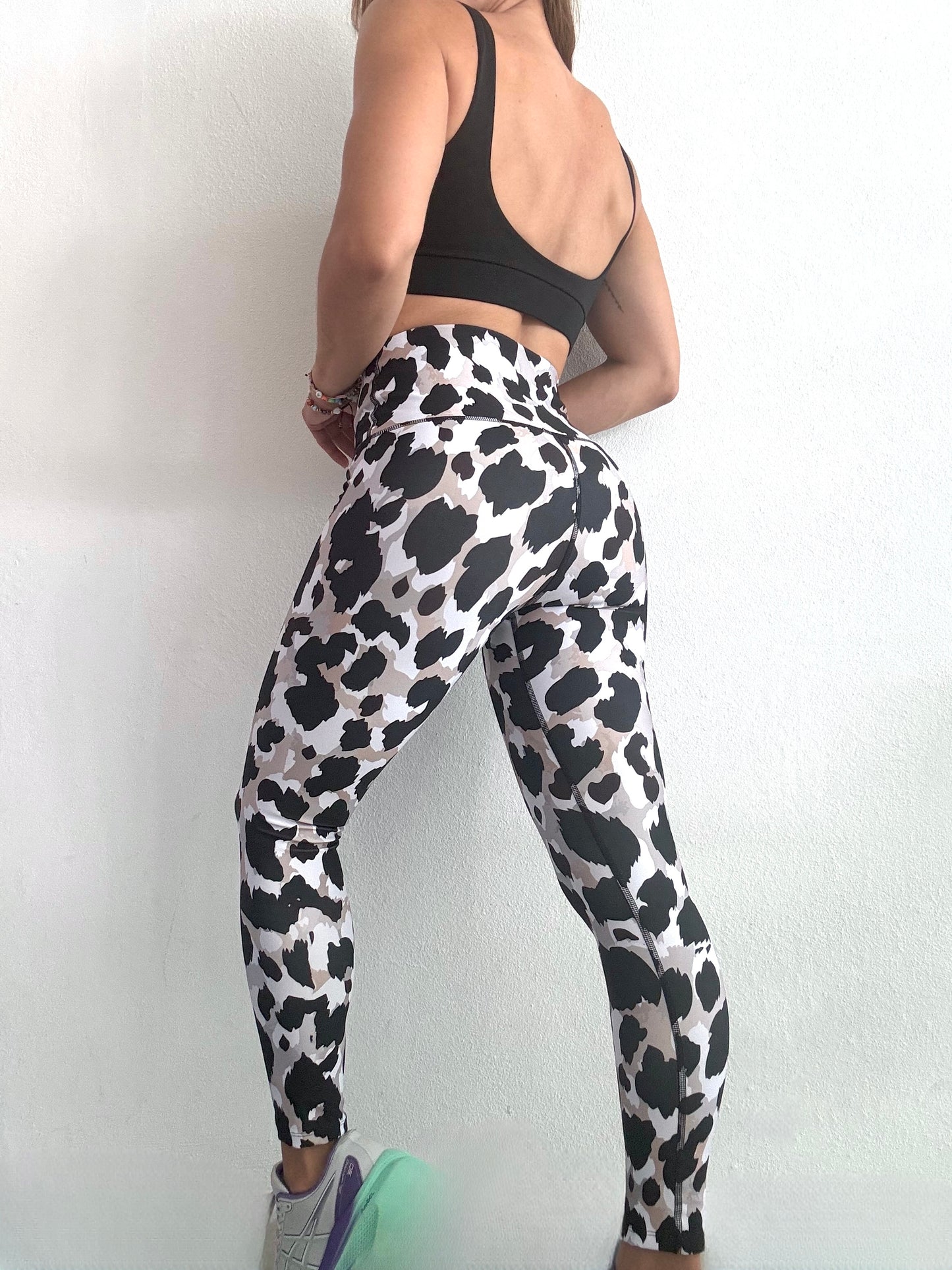 Neutral Legging